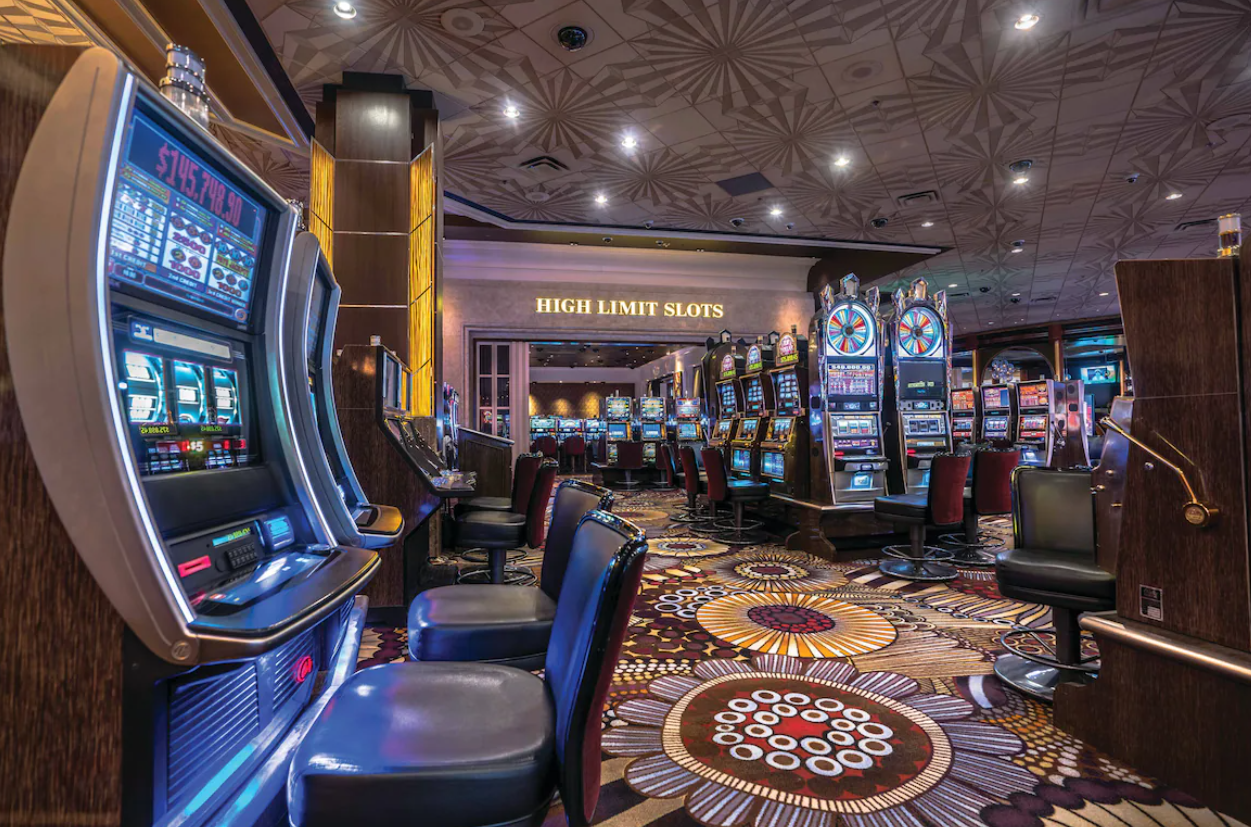 Blue Lake Casino & Hotel – An Oasis of Luxury
